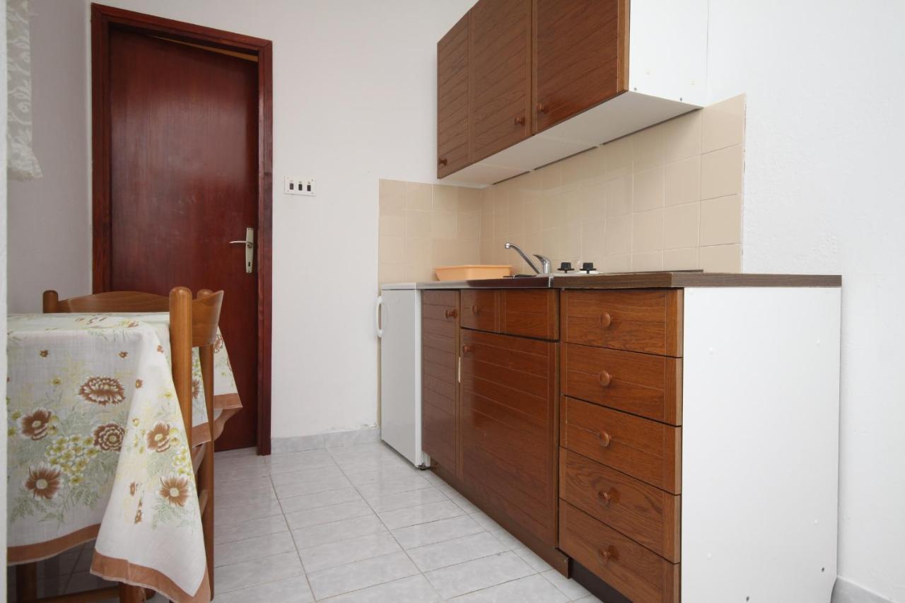 Apartment Metajna 4120C Экстерьер фото